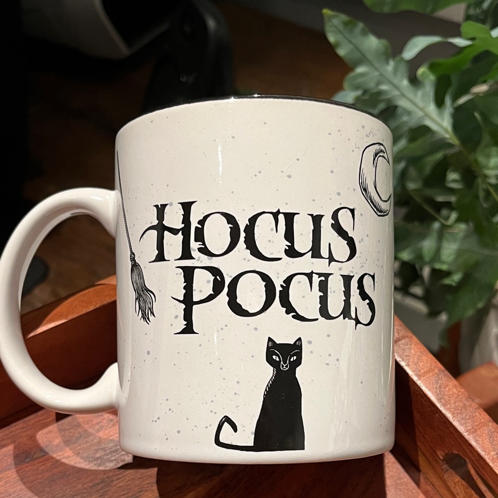 NEW • DISNEY HOCUS POCUS MUG